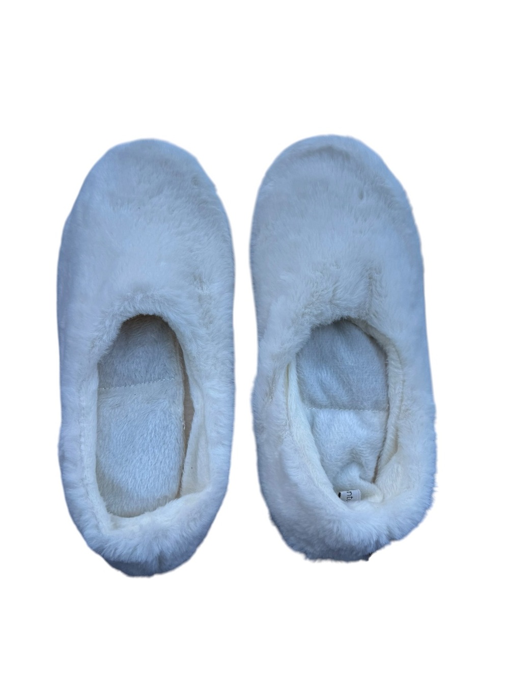 Cozy Women's Plush Slip-On Slippers in White
